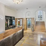 Hotel Alpen München