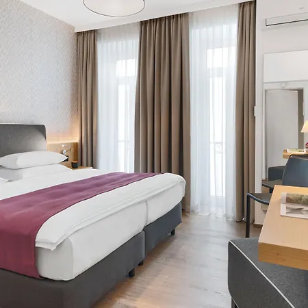 Alpen Hotel 4*