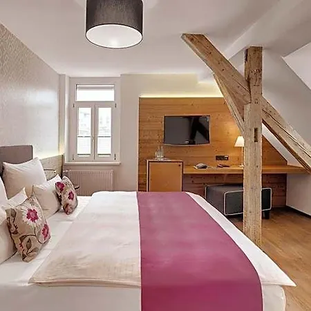 Alpen Hotel München