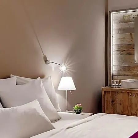 Alpen Hotel 4*