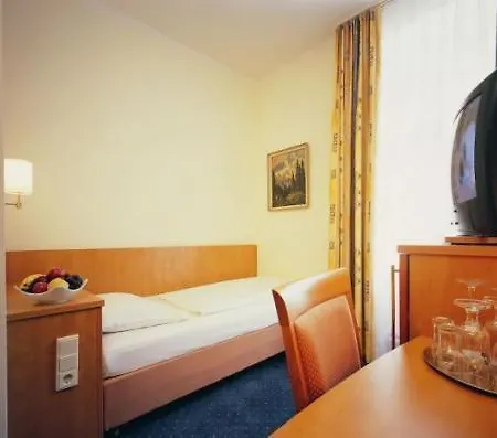 Hotel Alpen 4*