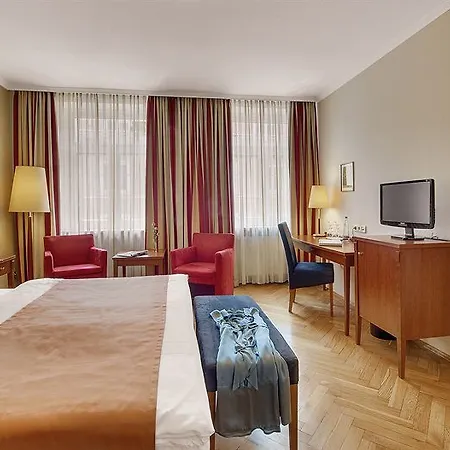 Alpen Hotel